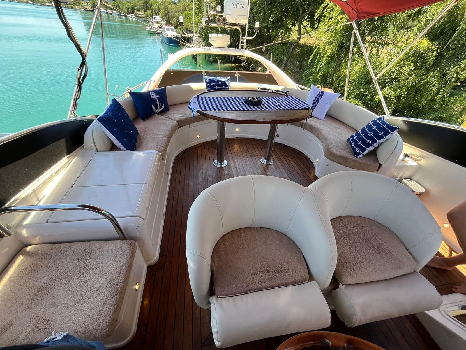 Side Yacht Charter Gallery - Moonlight Luxury