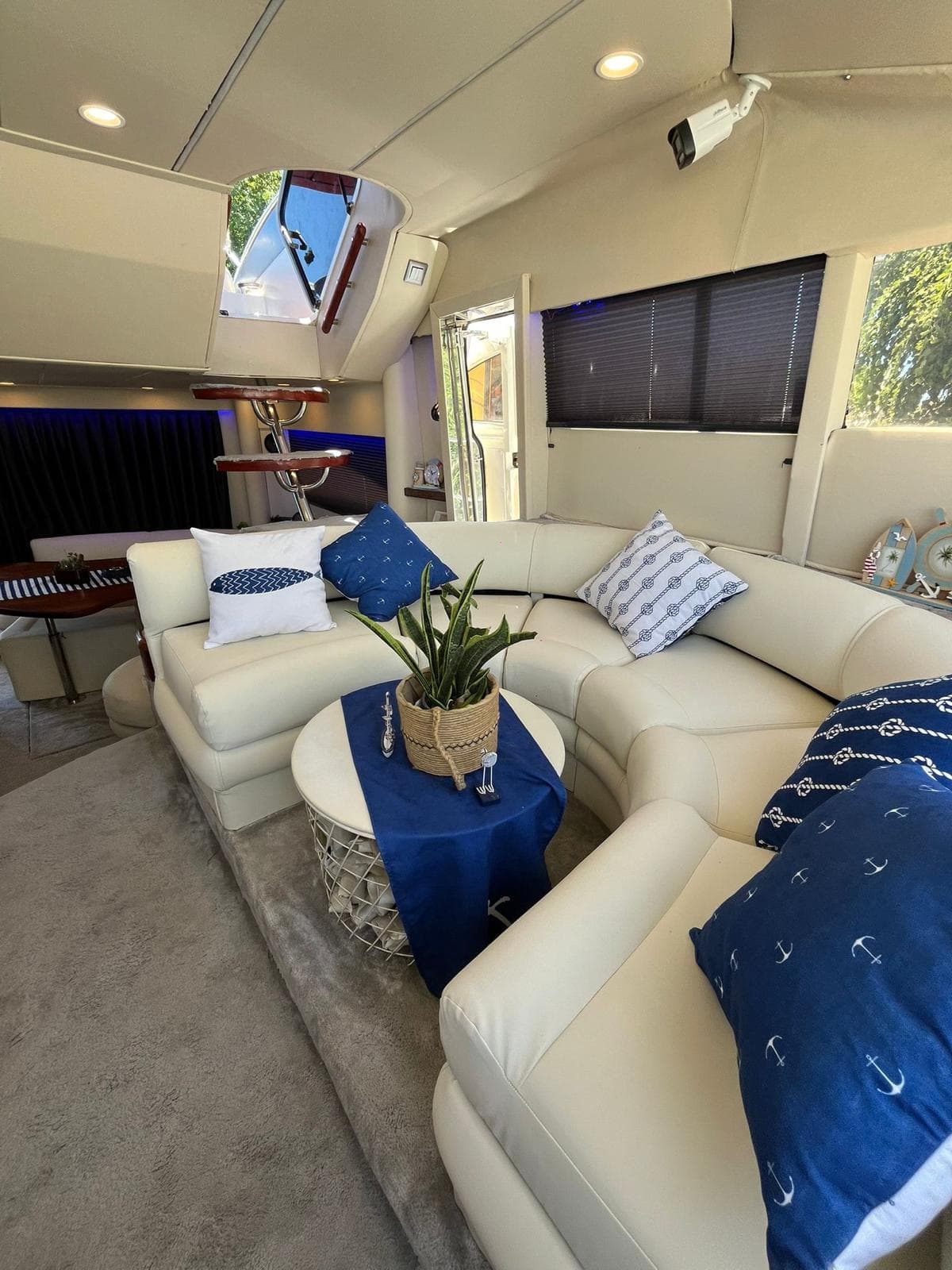Side Yacht Charter Gallery - Moonlight Luxury