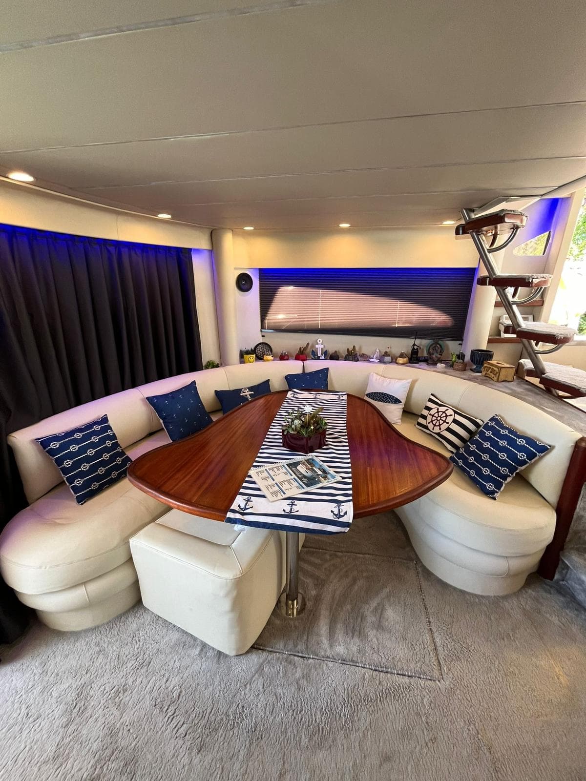 Side Yacht Charter Gallery - Moonlight Luxury