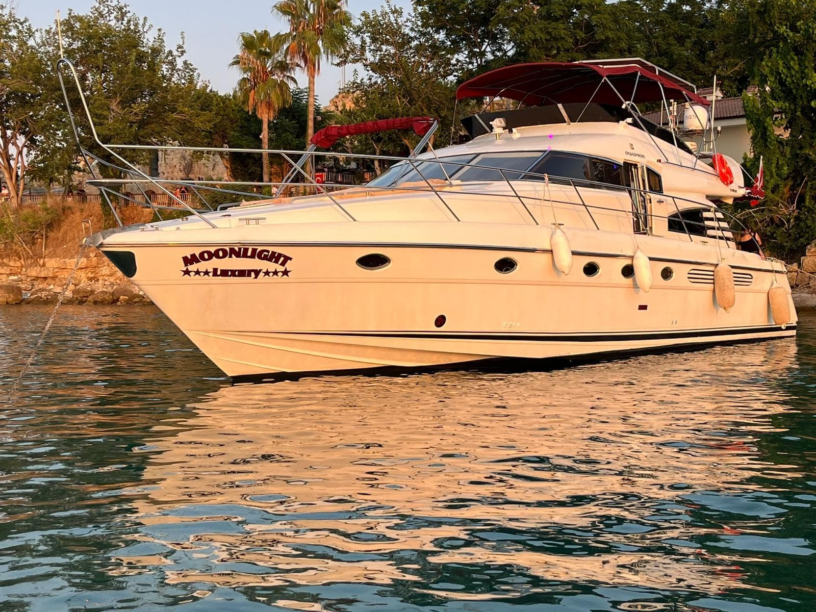 Side Yacht Charter Gallery - Moonlight Luxury